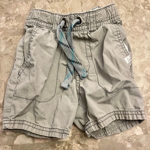 Carter’s boys gray shorts - 2T